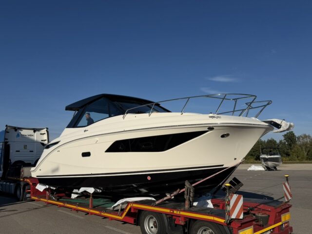 SEA RAY 320 SUNDANCER COUPE - NOWOŚĆ: CZARNY HARDTOP - GOTOWY DO ODBIORU - CENA SPECJALNA!