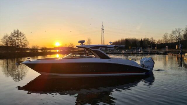 SEA RAY 350 SLX OB - DEMONSTRACYJNA - FULL WERSJA