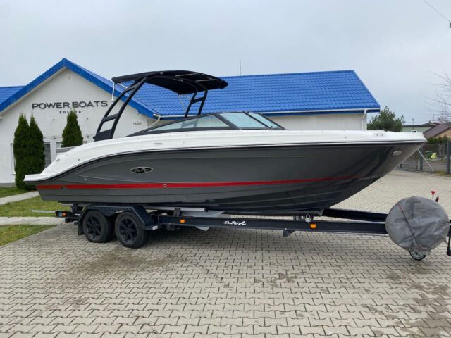 SEA RAY 230 SPXE EXCLUSIVE PACK - UŻYWANA 60 MTH FV23%