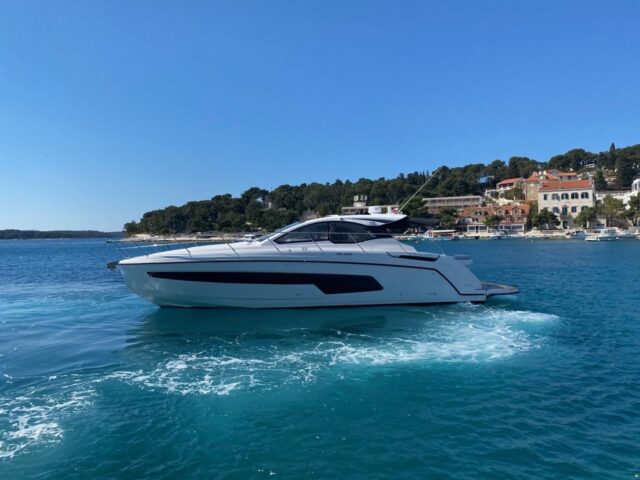 AZIMUT ATLANTIS 45 - JEDNOSTKA UŻYWANA - STAN IDEALNY - FV23%