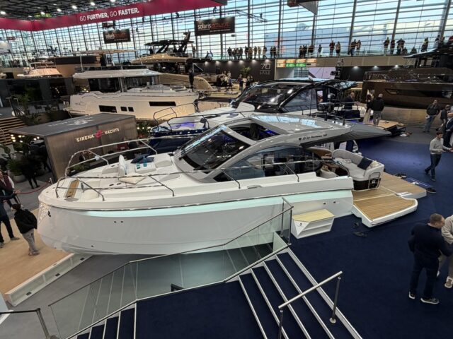 BENETEAU GRAN TURISMO 40 - PREMIERA - NOWY MODEL - W PRODUKCJI - ODBIÓR CZERWIEC 2026!