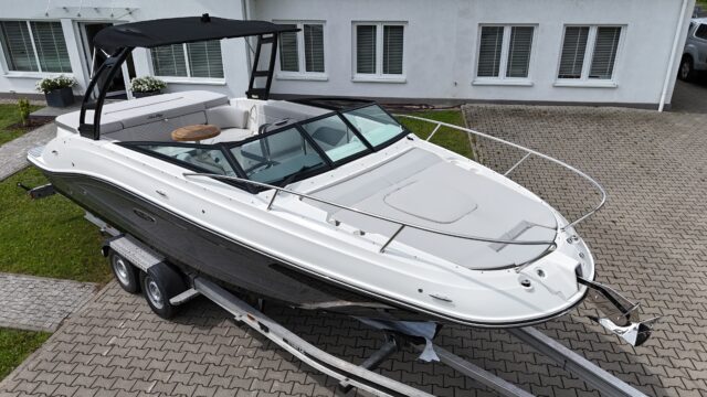 SEA RAY 230 SUNSPORT - FABRYCZNIE NOWY 2026 - GOTOWY DO ODBIORU - KABINA